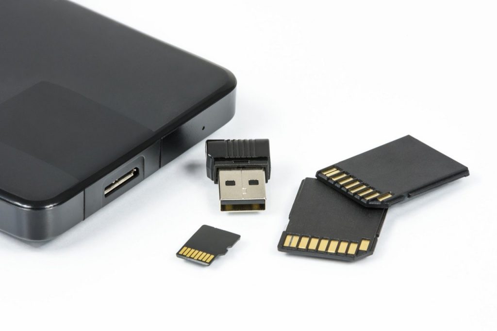 digital storage media, flash memory, the memory card